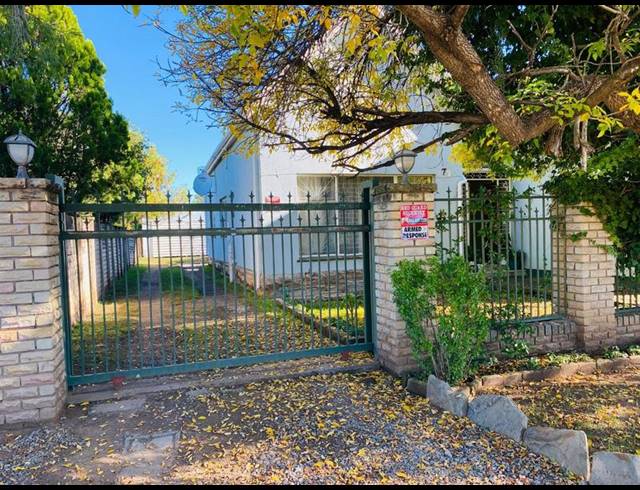 0 BEDROOM HOUSE FOR SALE IN QUEENSTOWN CENTRAL